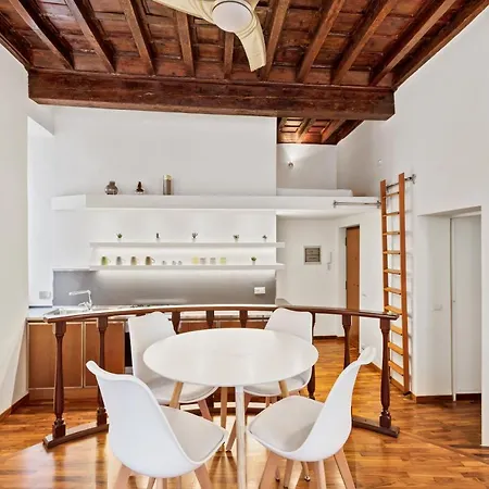 Wonderful Flat In The Historic Centre Of Appartement
